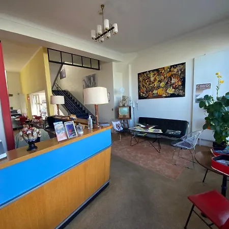 Oscar Hotel