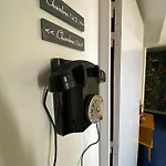 Oscar Centre Hotel 2*