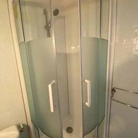 Отель Oscar Centre