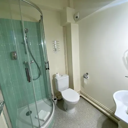 Oscar Centre Отель 2*