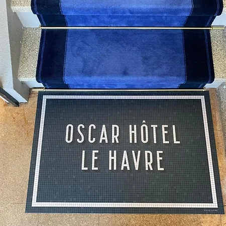 Отель Oscar Centre 2*