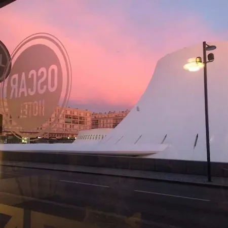 فندق Oscar Centre