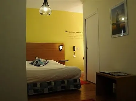 Oscar Centre 2*